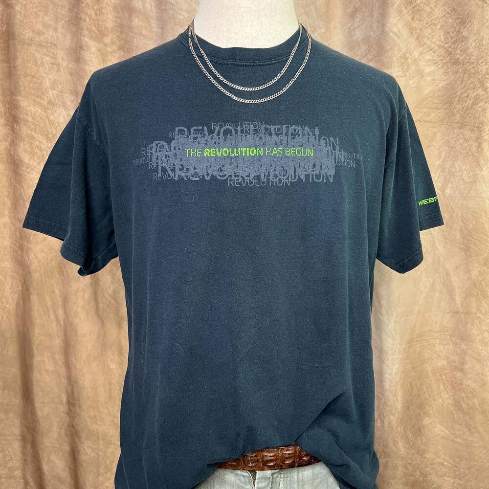 Vintage Y2K T-Shirt Revolution Has Begun Graphic Tee Short Sleeve Crewneck 2000s
